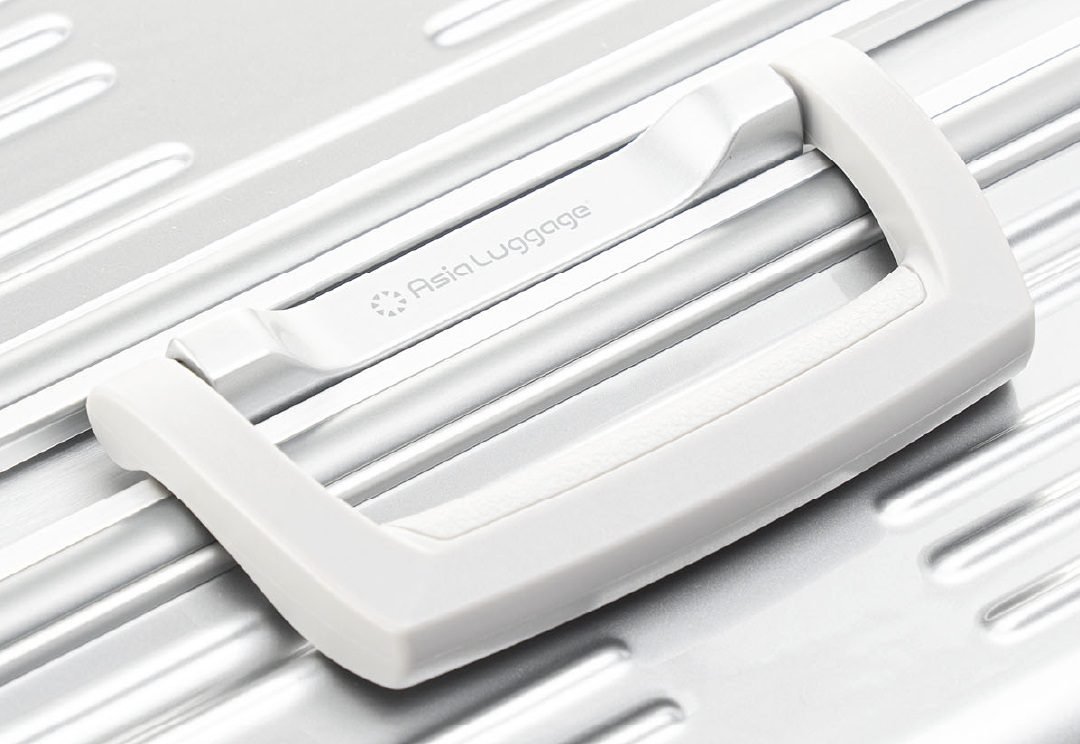 Asia Luggage premium check-in large luggage video thumbnail for Australian travellers